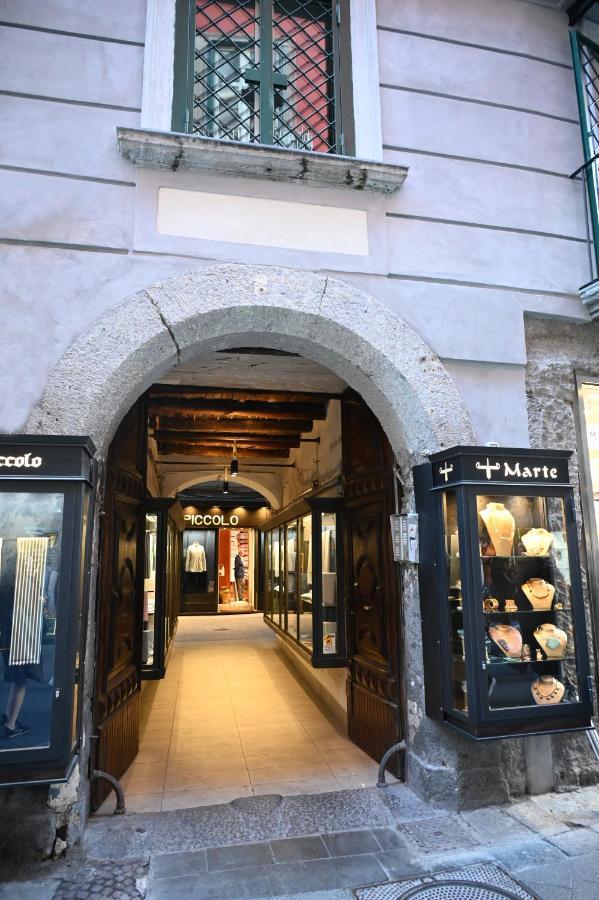 Victry'S Houses Chiaia Nápoles Exterior foto